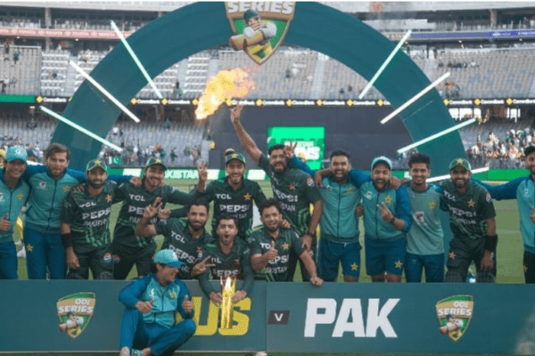 Pakistan defeated Australia