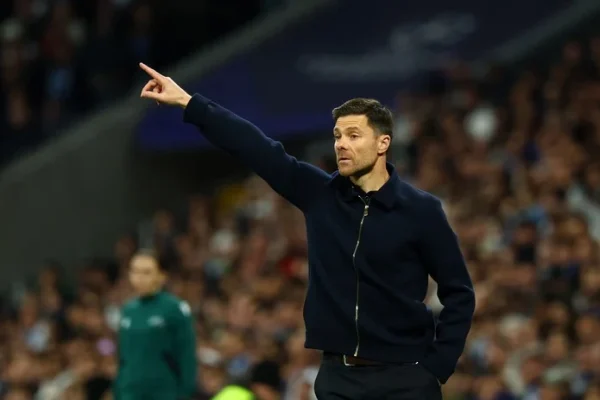 Why did Real Madrid sack Xabi Alonso?